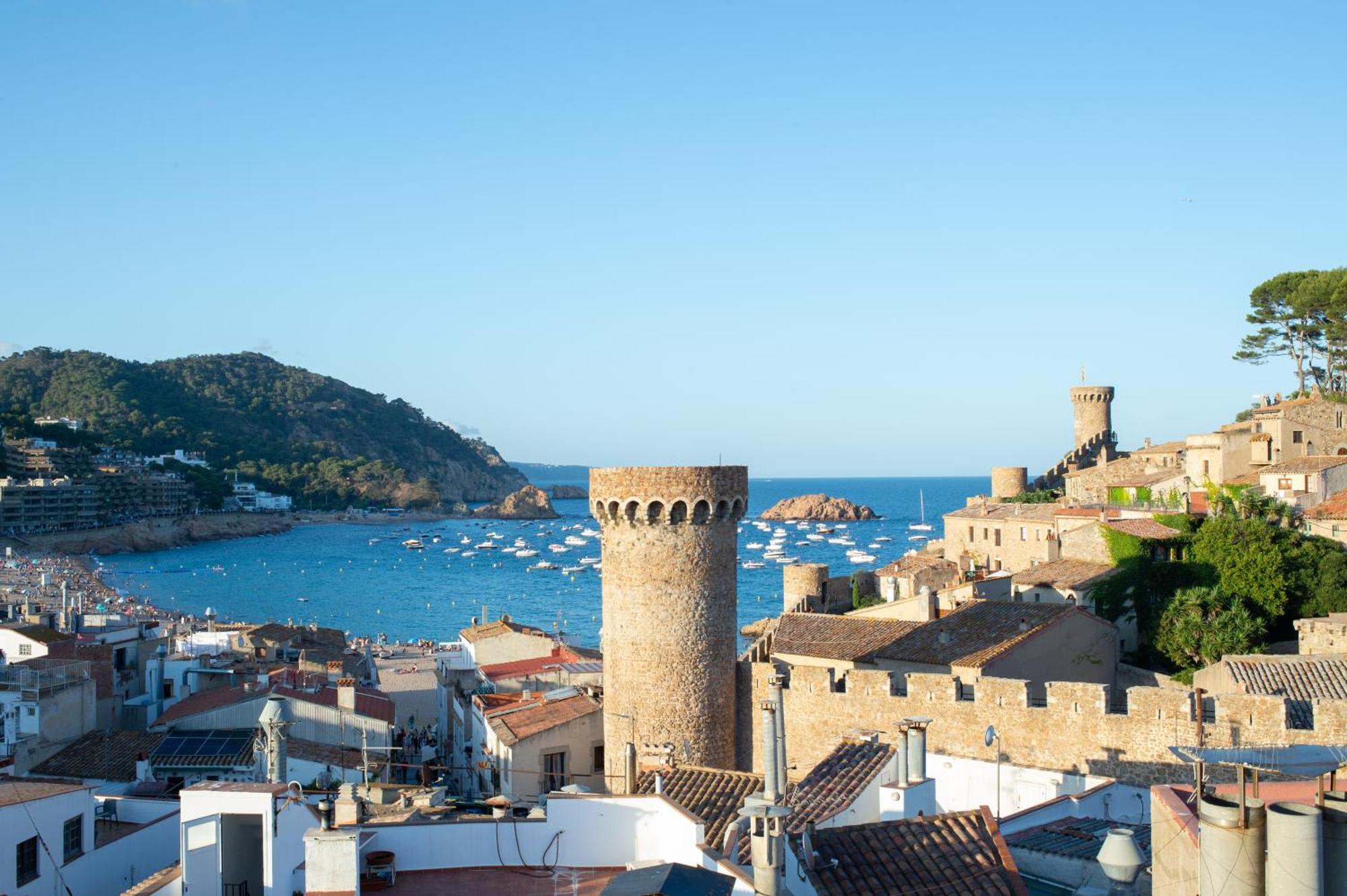 Hostal Boutique Es Menut Tossa de Mar Exterior photo