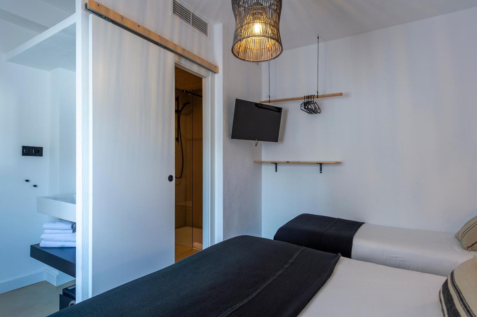 Hostal Boutique Es Menut Tossa de Mar Exterior photo
