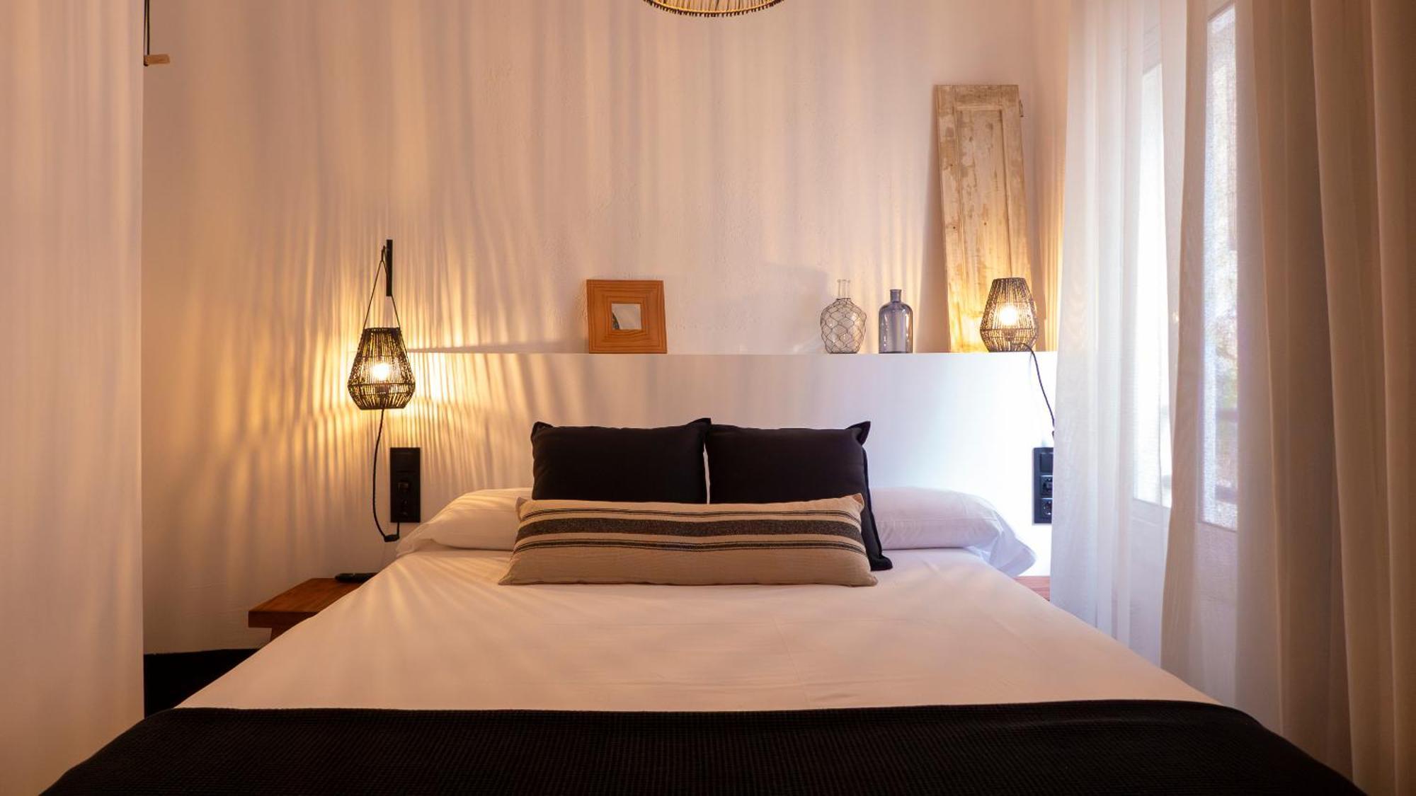 Hostal Boutique Es Menut Tossa de Mar Exterior photo